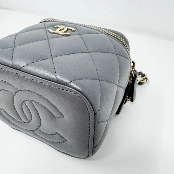 Chanel Mini Vanity Bag - Picture 7 of 12